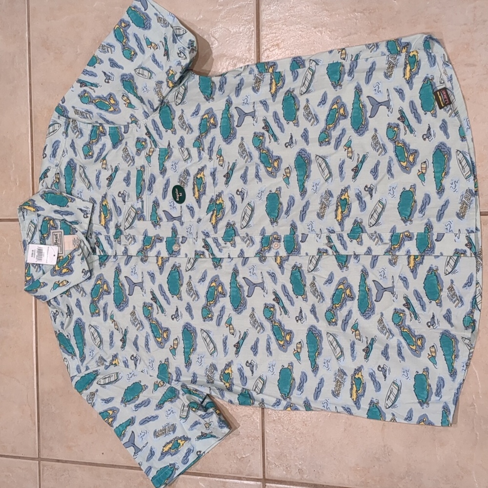 L.L Bean Button Button Down Shirt Size Medium NWT